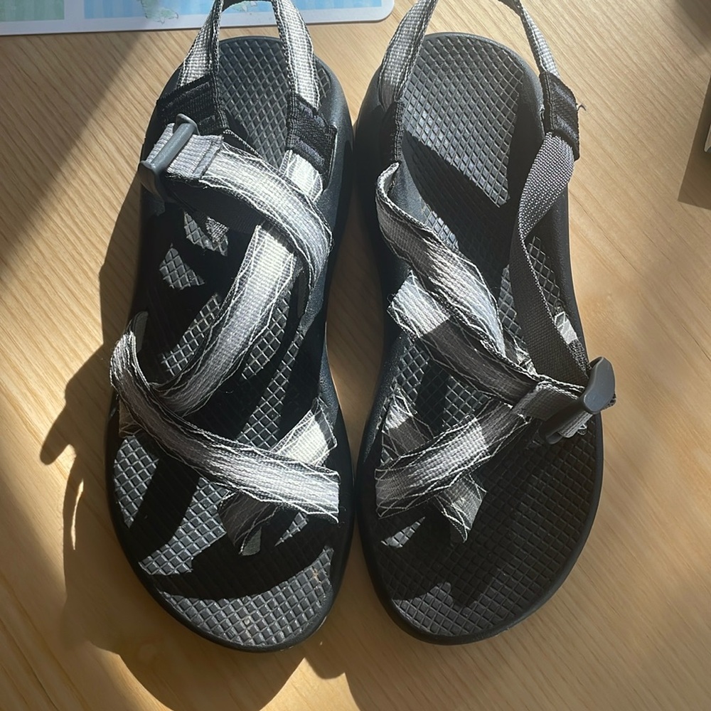 Hardly worn Chaco s women size 8 black